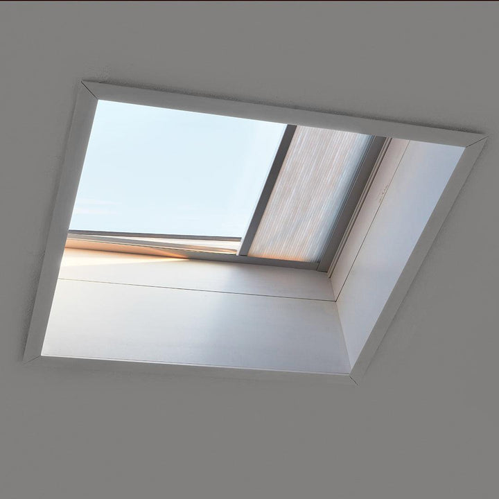 Skylux-Electric Screen 100x100 cm-16