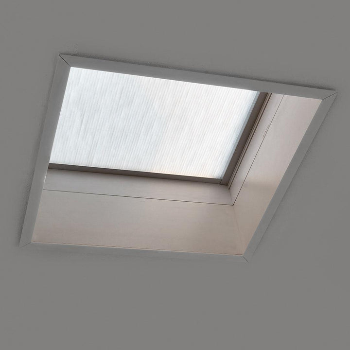 Skylux-Electric Screen 100x100 cm-17