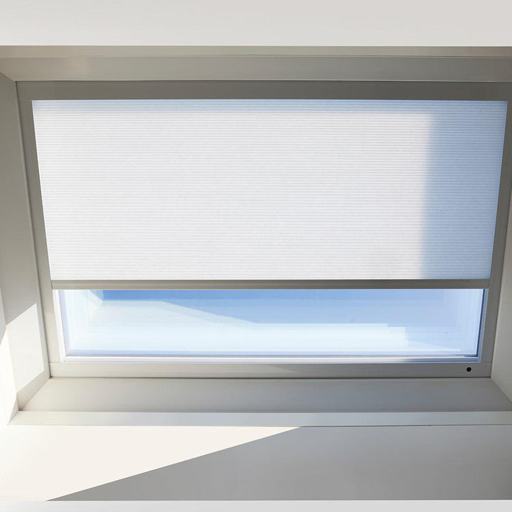 Skylux-Electric Screen 100x100 cm-7